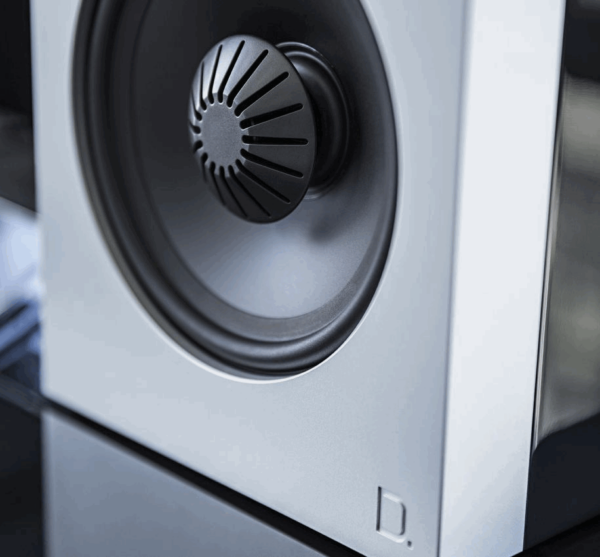 D11 8 - Definitive Technology D11 - D11 - AudioCenteret AS